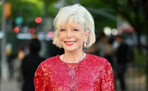 Lesley Stahl, Bill Whitaker And Jon Wertheim Staying At Embattled ‘60 Minutes’