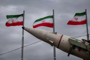 U.S. Says Iran Unsuccessfully Attempts ‘Surprise Attack’ After Trump Briefly Paused Strikes
