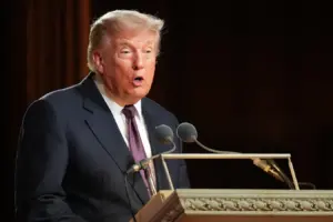 Trump Admits He ‘Shouldn’t Have’ Shared Lindsey Graham’s Phone Number