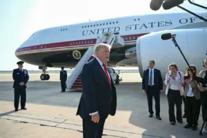 Qatar-Gifted Air Force One’s Future Grows Unclear—As Trump Library Plans Fall Into Doubt