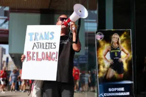 How Transgender Basketball Player Julie Tétart Became Ammo For Right-Wing’s WNBA Trolling